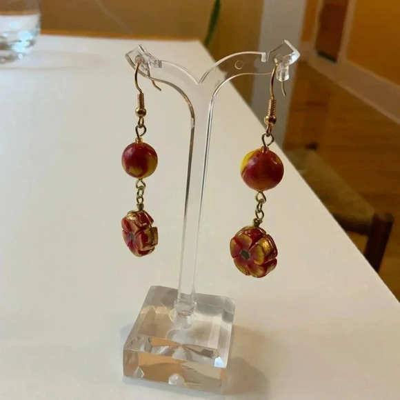 2/$30 KVITKA CREATIONS Handmade Beaded Red Flower Earrings - Picture 12 of 14